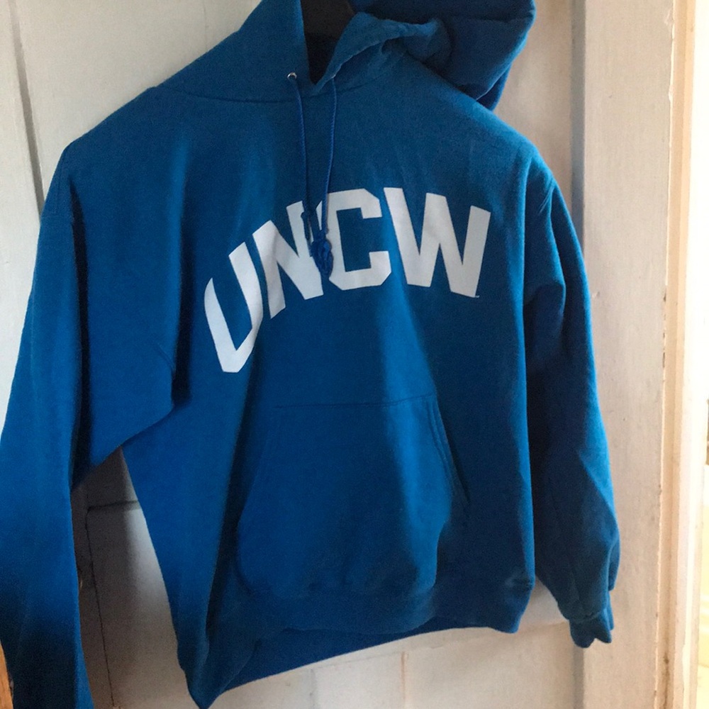 Men’s blue champion UNCW hoodie